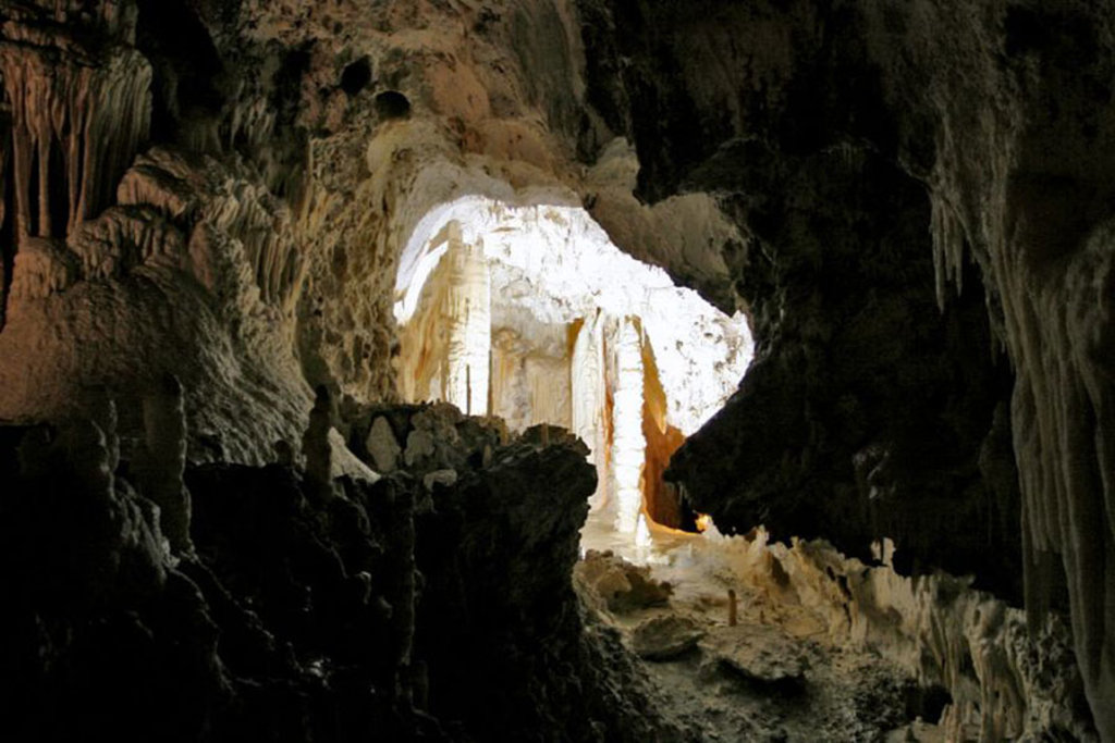 Grotte di Frasassi: come arrivare, orari, prezzi e percorsi
